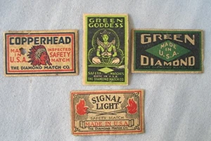 Vintage Lot of 4 Matchbox Labels - Picture 1 of 2
