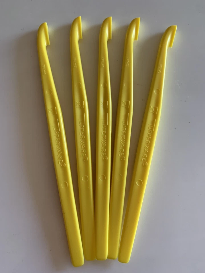 ◥◣Tupperware lot 5 éplucheur pèle agrume orange citron couleur jaune Neuf◢◤ - Image 1 of 1