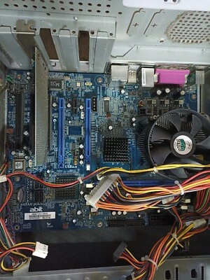 Scheda Madre Abit IL9PRO  - Immagine 1 di 4