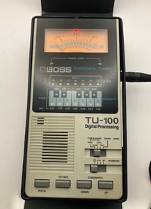 Boss TU-100 Gitarre Bass Tuner Effektpedal getestet gebraucht - Bild 1 von 12