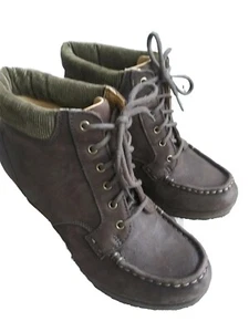 CLARKS ORIGINALS ANKLE BOOTS SZ 7.5 M - Picture 1 of 10