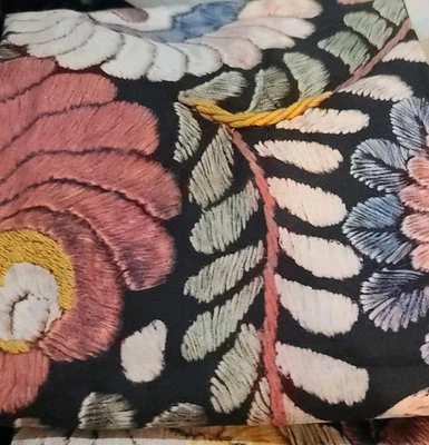 1 farsa Pottery Barn Helena bordada floral percal ESTÁNDAR ~ negra múltiple Foto 1 de 2