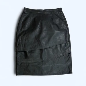 Tiered Italian Black Skirt 100% Genuine Soft Leather UK 8 US 4 Knee Length - Picture 1 of 11