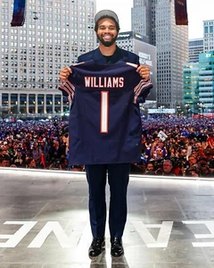 Camiseta Caleb Williams Día del Draft Chicago Bears 8x10 NFL Fútbol Foto - Imagen 1 de 1
