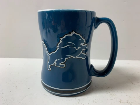 Boelter Brands NFL 14oz DETROIT LIONS Sculpted Coffee Mug Cover