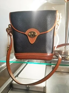 Dooney & Bourke - Picture 1 of 7