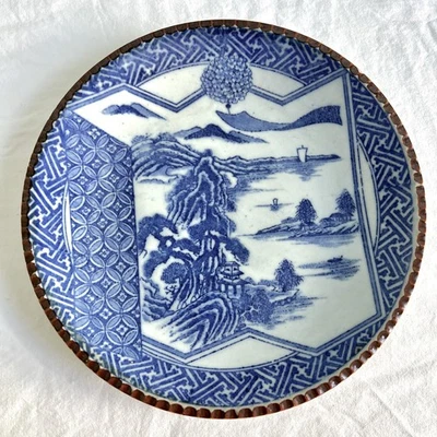 "Antigua porcelana japonesa Igezara azul y blanca 10"" placa paisaje marino" Foto 1 de 4