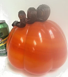 HALLOWEEN Blown Art Glass Pumpkin Gourd Shades of Orange Swirled/Swirl Coil Stem - Picture 1 of 4
