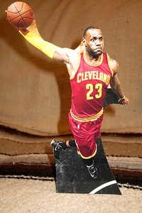 LeBron James Cleveland Cavaliers Figure Tabletop Display Standee 10" Tall - Picture 1 of 2