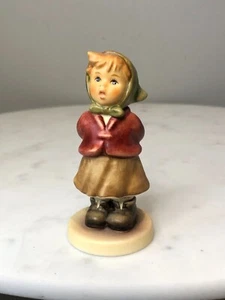 Figura Hummel Club Goebel Alemania "Claro como una campana" #2181, 3-3/4" - Imagen 1 de 7