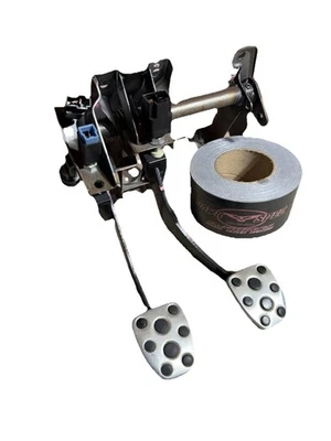 Conjunto de pedal de freno y embrague Subaru Impreza WRX STI 2004-2007 OEM MT Foto 1 de 4