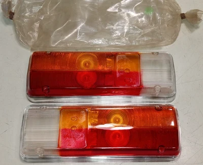 Lentes de luz trasera Maserati Ghibli_Bora__Indy_Khamsin_Par_Euro_Primeros modelos Foto 1 de 4