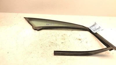 1991-96 Buick Park Ave Driver Left Front Vent Window Small Door Glass With Frame - Image 1 of 4