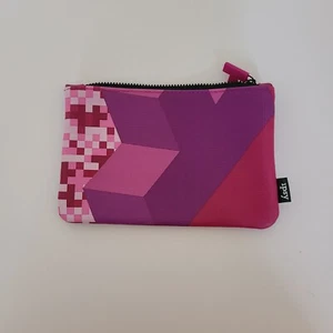 Solo bolso rosa Ipsy X Tetris Colab - Imagen 1 de 5