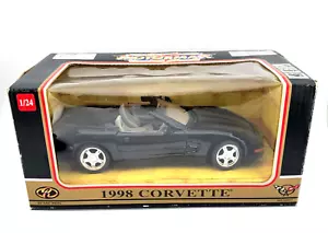 Motor Max 1:24 Scale Black 1998 Chevy Corvette Convertible Die-Cast Replica - Picture 1 of 16
