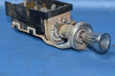 1960-64 Chevrolet CORVAIR Headlight Switch Knob Bezel Orig Vtg Trim Dash OEM '61 Foto 1 de 4