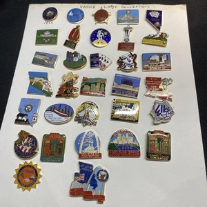 32 Elks Grand Lodge Convention 1977-2003 Enamel BPOE Lapel Pins - Bild 1 von 12