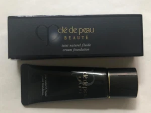 Cle de Peau Beaute teint naturel fluide Cream Foundation SPF20PA++-Select Shade  - Picture 1 of 3