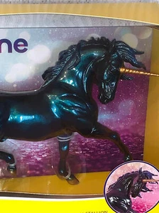 Modelo Breyer Caballos Invierno 2024 Decorador Unicornio Neptuno - Imagen 1 de 4