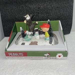 Brand New 2021 Peanuts Snoopy Charlie Brown & Snowman Light Up Music Table Piece - Picture 1 of 8