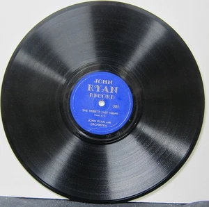 John Ryan Record - She Tried It Last Night /Gambler's Blues - 78 RPM  1940 - Imagen 1 de 4