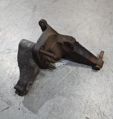 Toyota MR2 Roadster Mk3 1999-2007 Engine Mount Mounting Bracket - Image 1 of 4