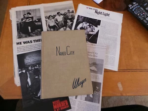 Naked City by Weegee Essential Books 1945 1st Ed 3rd Print Gravures & Extras VG - Bild 1 von 15