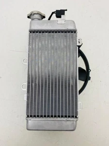 RADIATORE ACQUA DESTRO RIGHT WATER RADIATOR HONDA XL 1000 VARADERO DAL 03 AL 11 - Picture 1 of 4