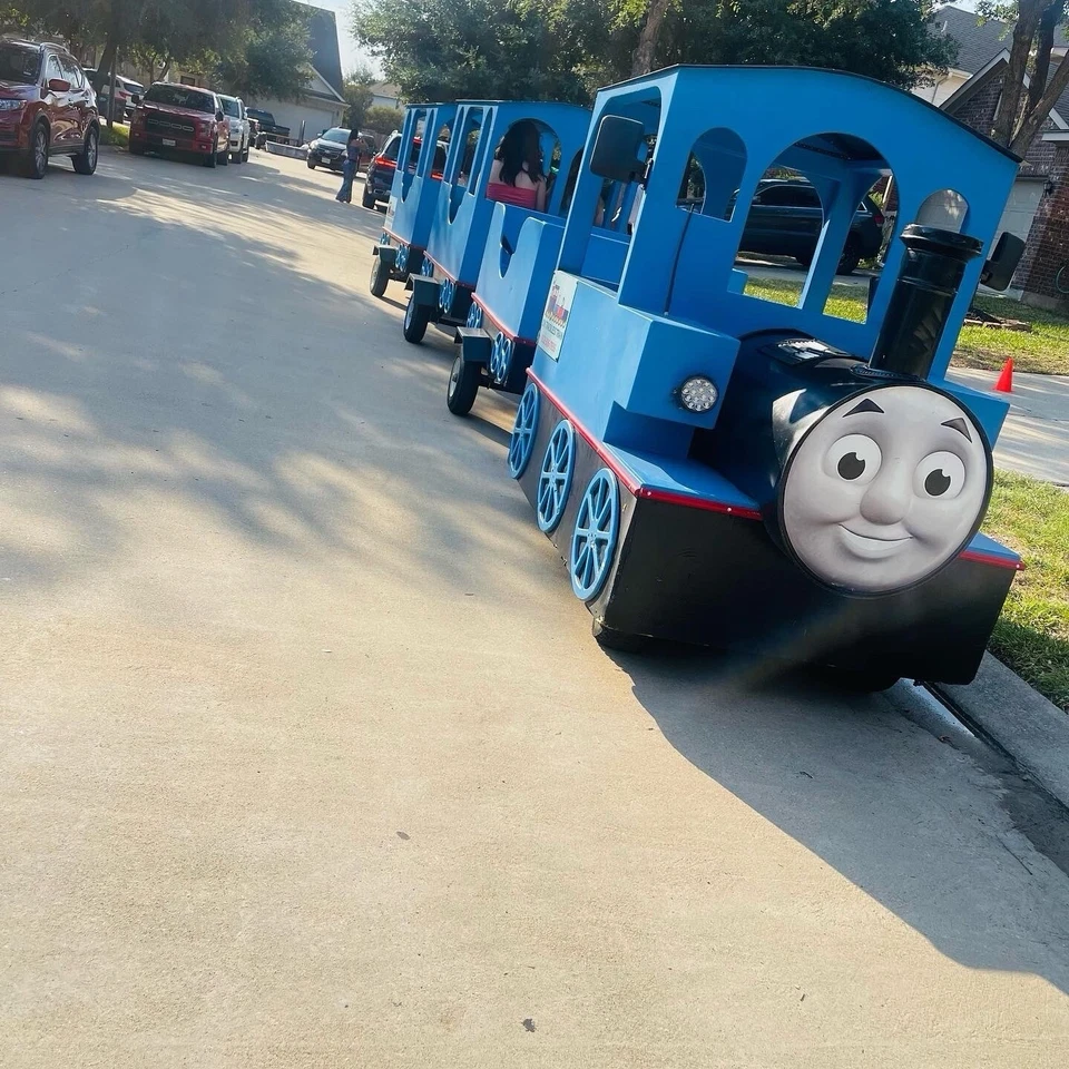 New trackless train For Sale - Image 1 of 4