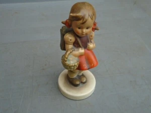 Hummel porcelain figurine of young schoolgirl Number 81 2/0 - Picture 1 of 3