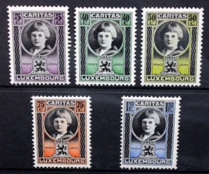 LUXEMBOURG 1926 Child Welfare Fund: Prince Jean. Set of 5. Mint HINGED SG256/260 - Picture 1 of 2