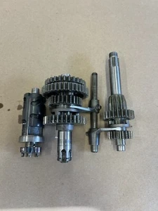 2004 Yamaha TTR90 Transmission Tranny Gears Shift Forks B690 - Picture 1 of 10