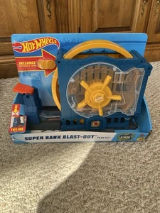 Hot Wheels Super Bank Blast Out Play Set City Coins New in Box - Picture 1 of 6