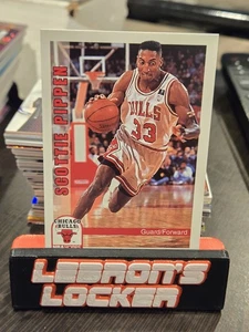 1992-93 NBA Hoops - Scottie Pippen #34 - Chicago Bulls - Picture 1 of 2