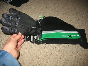 Youth ZeroXPosure Performance Essentials Glove, Hat, Scarf Set.L/XL black, green - Picture 1 of 4