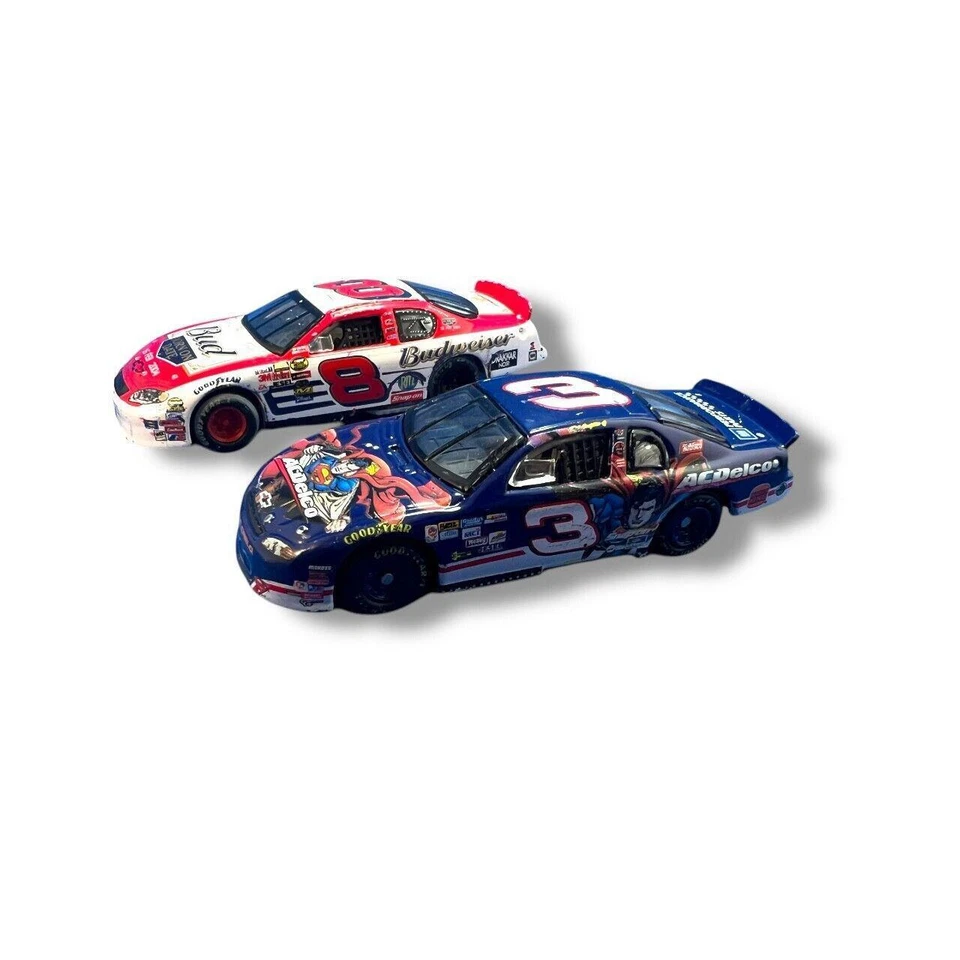Lote de 2 Chevrolet Monte Carlo #3 Dale Earnhardt Jr ACDelco/Superman 1999 de colección Foto 1 de 4