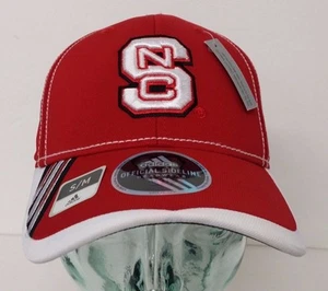 Adidas North Carolina State Wolf-Pack Red, Size S/M, Curved Hat - Picture 1 of 3