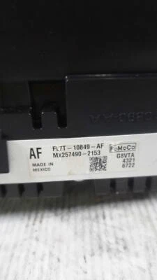 2015 Lincoln Navigator Speedometer Gauge OEM White 165K Miles NJ25-17257-433806 - Image 1 of 4