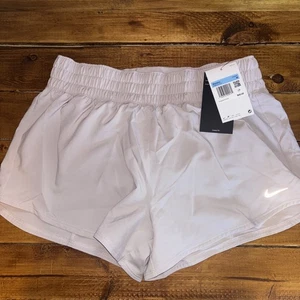 Nike Shorts Women Medium Dri-FIT Mid Rise Gray Brief-Lined DX6010-019 $40 NEW - Picture 1 of 9