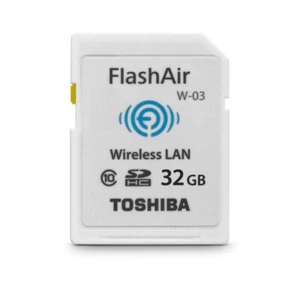 Carte FlashAir SDHC avec réseau local sans fil Toshiba W-03 32 Go Classe10 domestique authentique - Photo 1 sur 3