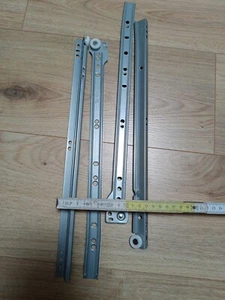 SCHUBLADENSCHIENEN Rollenführung Schubladenauszug  - Bild 1 von 1