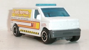 FURGONETA FORD PANEL SUELTA 2022 MATCHBOX 1:64 BLANCA de multipack - Imagen 1 de 9