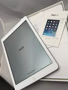 Apple iPad Air (1st Generation) A1474 16 GB, Wi-Fi, 9.7 in - Silver - Used - Picture 1 of 7