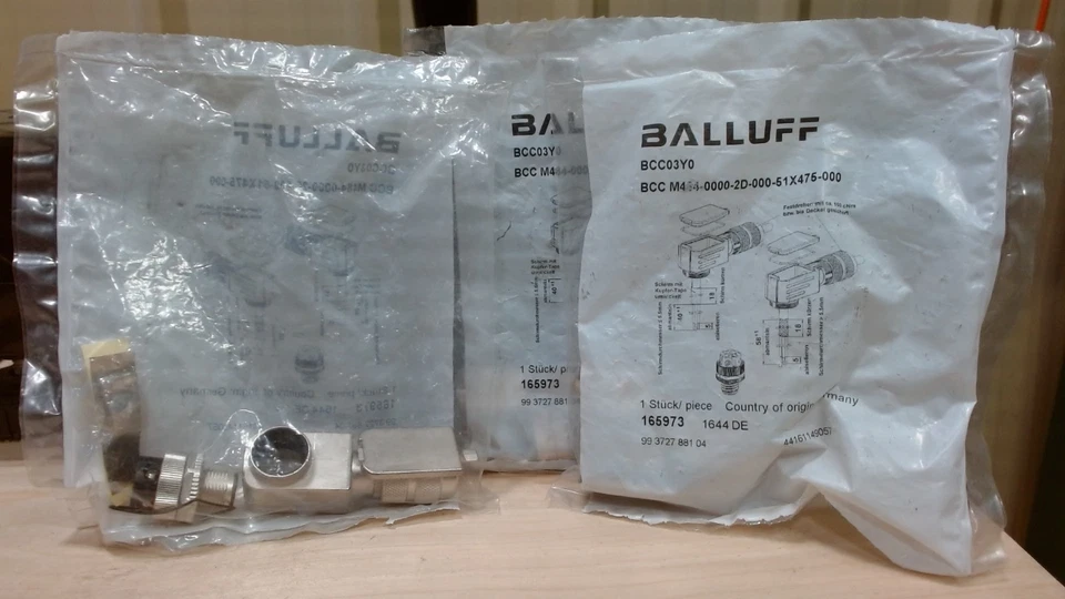 Balluff BCC03Y0 полевой присоединяемый разъем M12 (лот из 3) - Изображение 1 из 1