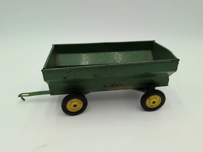 Vagão caixa alargador John Deere brinquedo fazenda Eska em escala 1/16 #3 - Imagem 1 de 4
