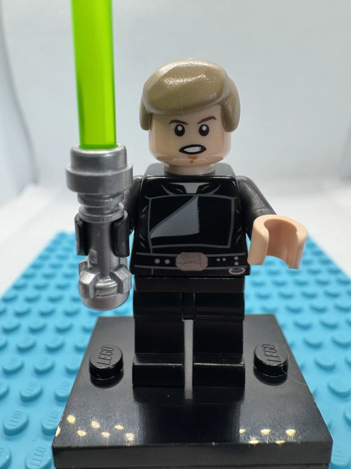 Lego Star Wars Minifigure SW0509 Luke Skywalker Jedi Master Endor