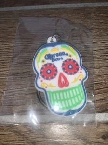 CORONA EXTRA 👑 SUGAR SKULL DAY OF THE DEAD RUBBER KEYRING KEY TAG CHAIN CHARM - Picture 1 of 2