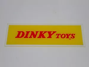 DINKY TOYS TARGA PUBBLICITARIA FETROFANIA SU LASTRA IN PLASTICA TRASPARENTE - Foto 1 di 2