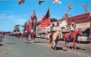 Muskogee OK Street View Horse Round-Up Store Front's Old Cars Postcard - Picture 1 of 2