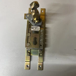 Square D 9421LK1 Operating Mechanism 250A 600V - Picture 1 of 2